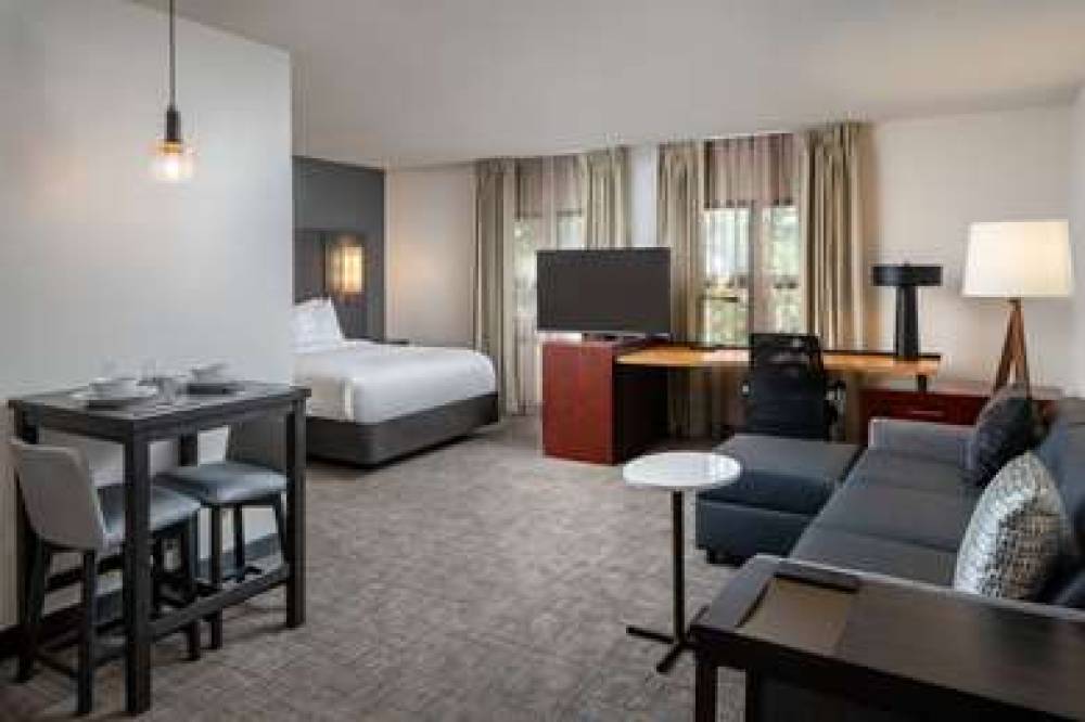 SONESTA ES SUITES NO CONV CTR 3