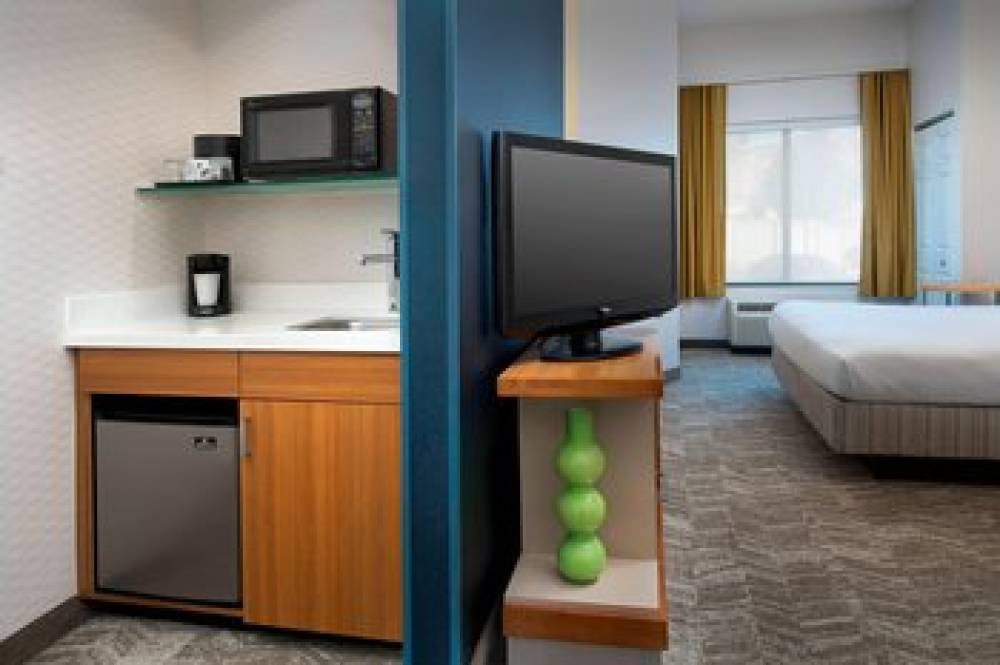 SpringHill Suites By Marriott Alexandria 8