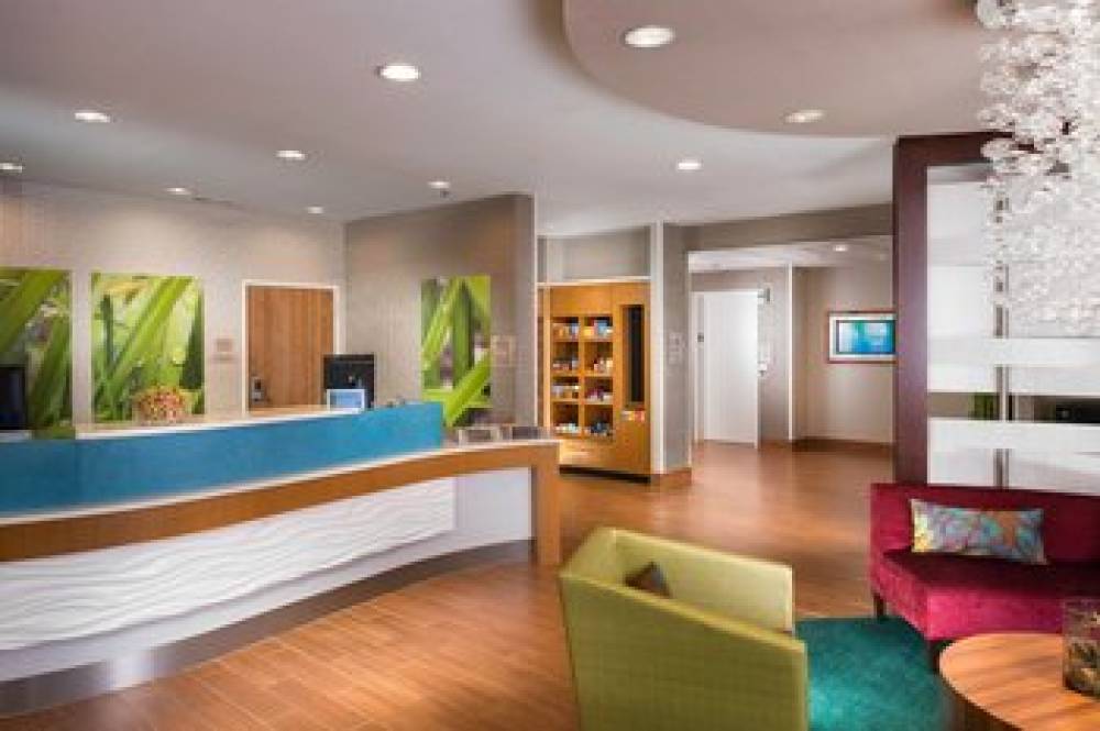 SpringHill Suites By Marriott Bentonville 4