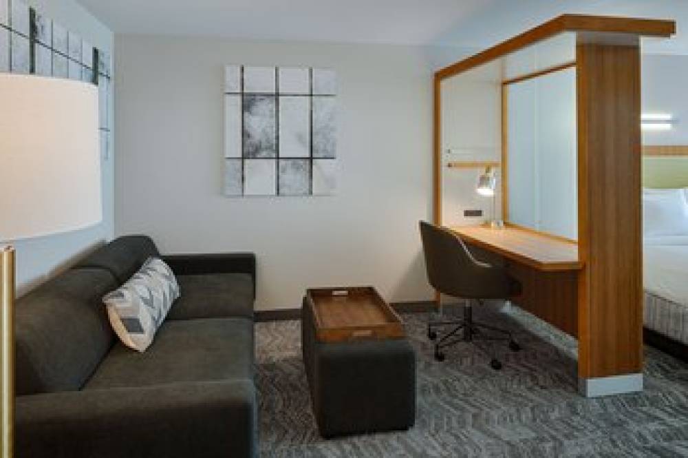 SpringHill Suites By Marriott Bloomington 7