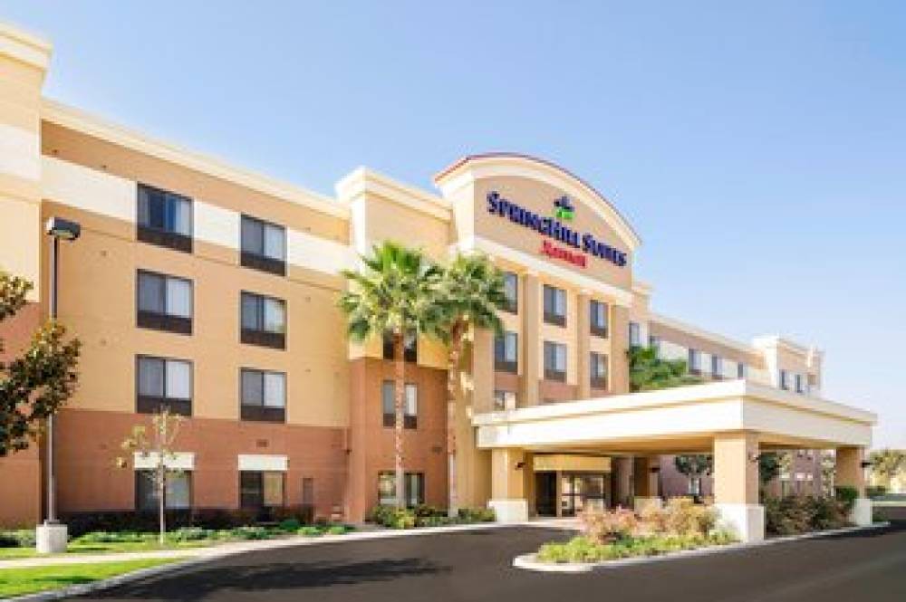 SpringHill Suites By Marriott Fresno 4