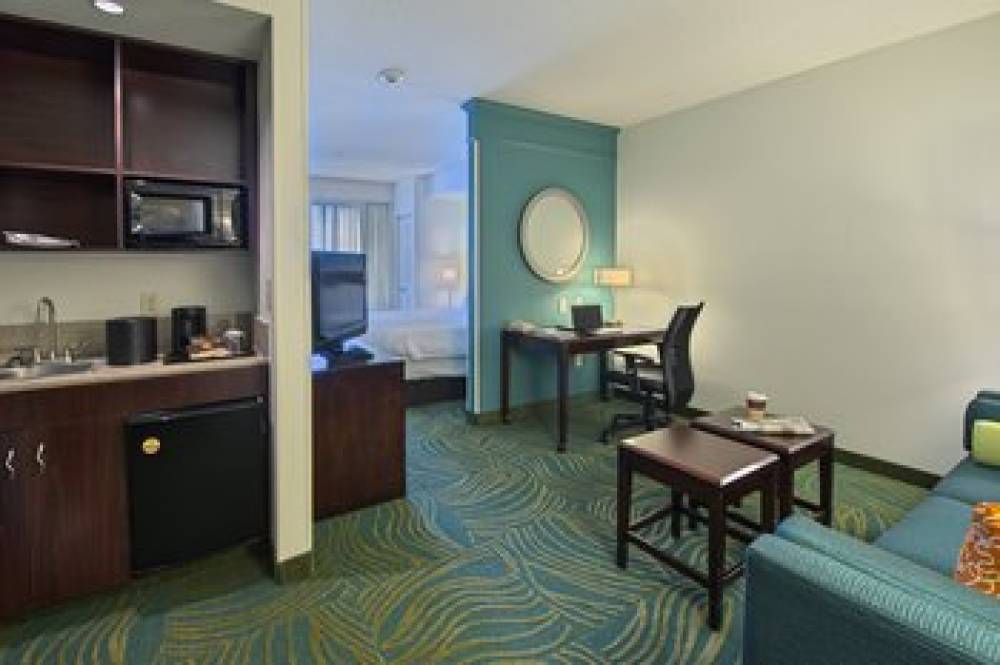 SpringHill Suites By Marriott Greensboro 9