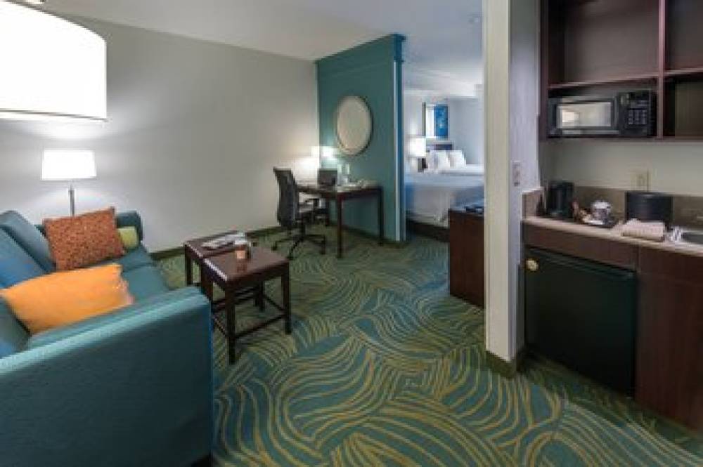 SpringHill Suites By Marriott Greensboro 5