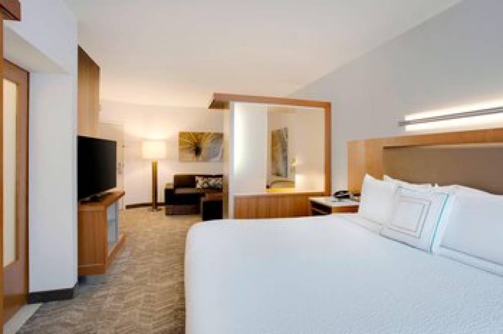 SpringHill Suites By Marriott Hartford Airport Windsor Locks 8