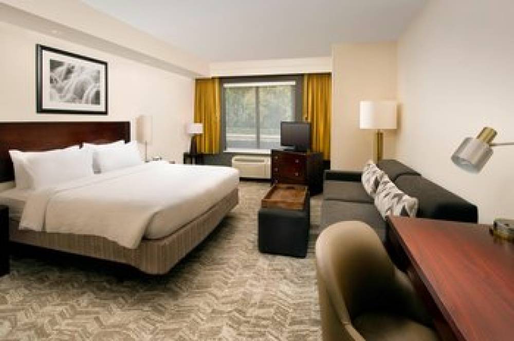 SpringHill Suites By Marriott Jacksonville Airport 6