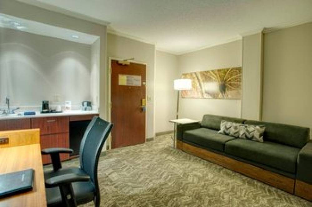 SpringHill Suites By Marriott Lawrence Downtown 7