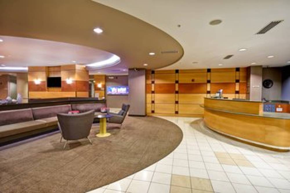 SpringHill Suites By Marriott Louisville Airport 3