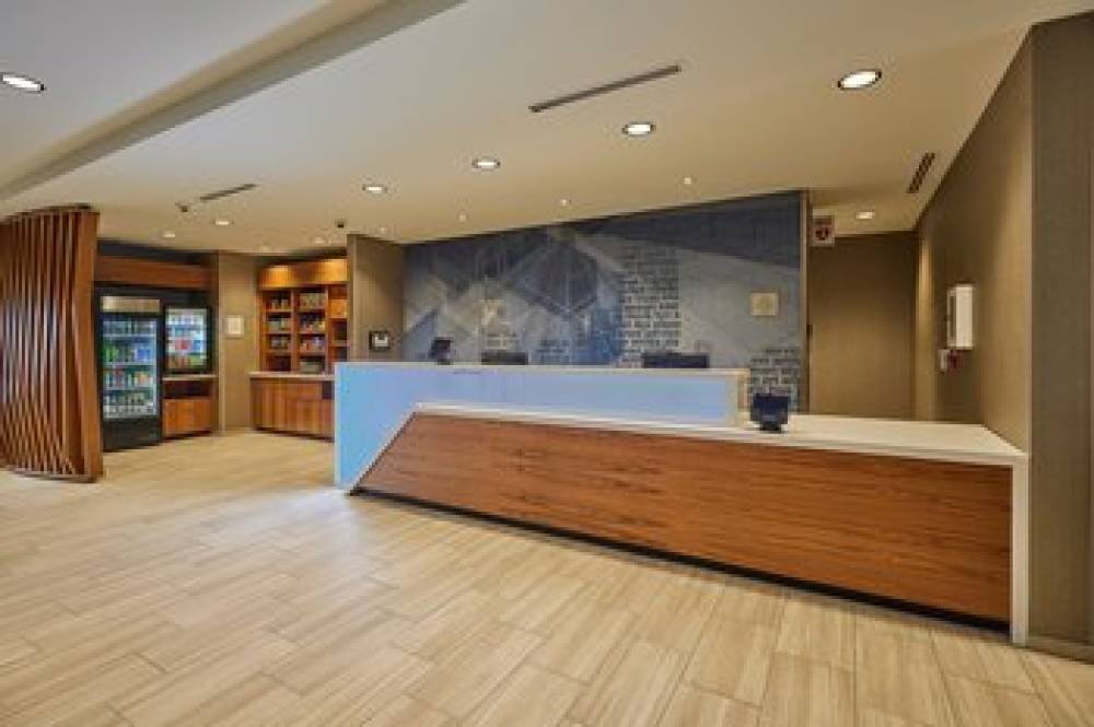 SpringHill Suites By Marriott Medford Airport 3