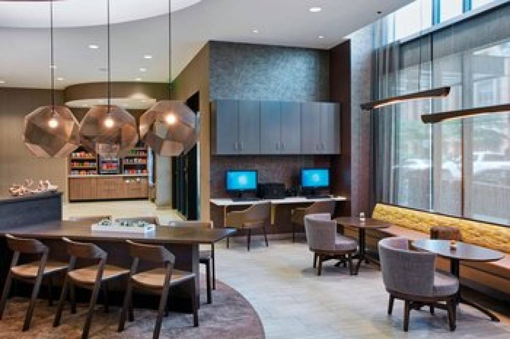 SpringHill Suites By Marriott Milwaukee Downtown 6