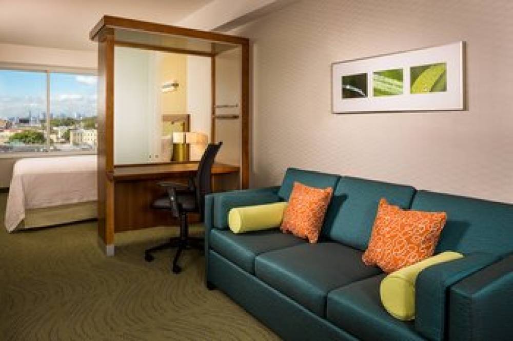 SpringHill Suites By Marriott New York LaGuardia Airport 4