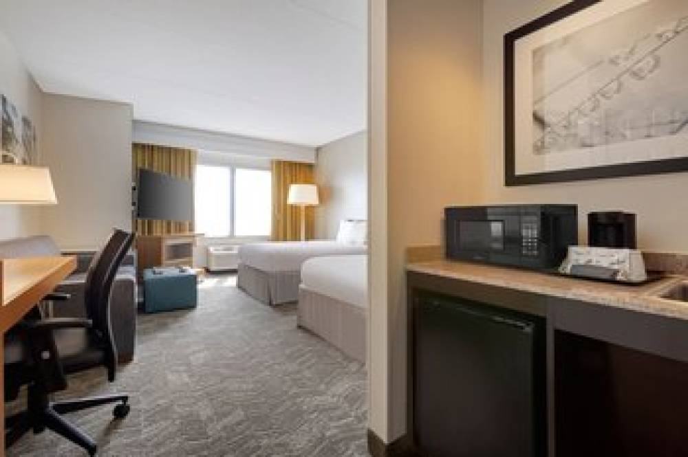 SpringHill Suites By Marriott Newark Liberty International Airport 5