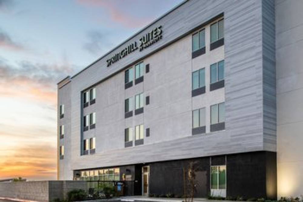 SpringHill Suites By Marriott Riverside Redlands 6