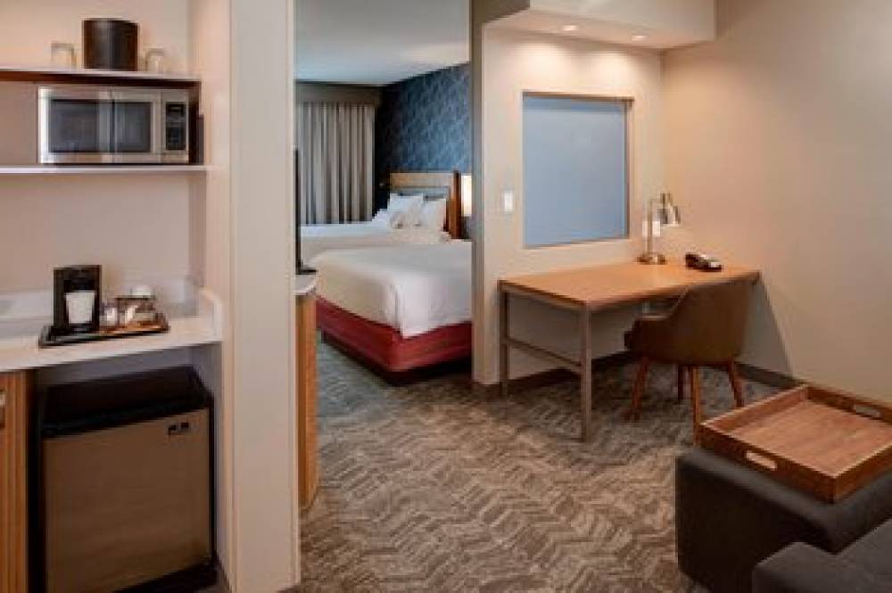 SpringHill Suites By Marriott St Louis Brentwood 7