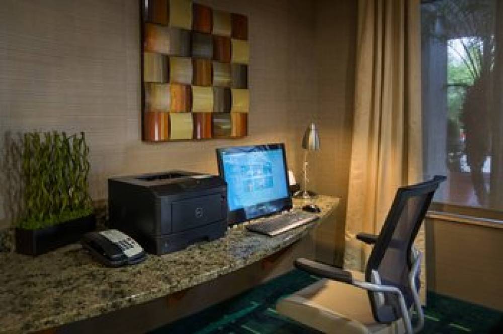 SpringHill Suites By Marriott St Petersburg Clearwater 10