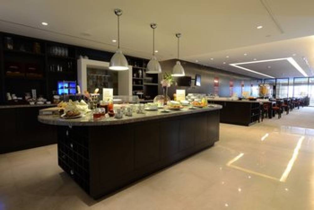 Staybridge Suites BEIRUT 10