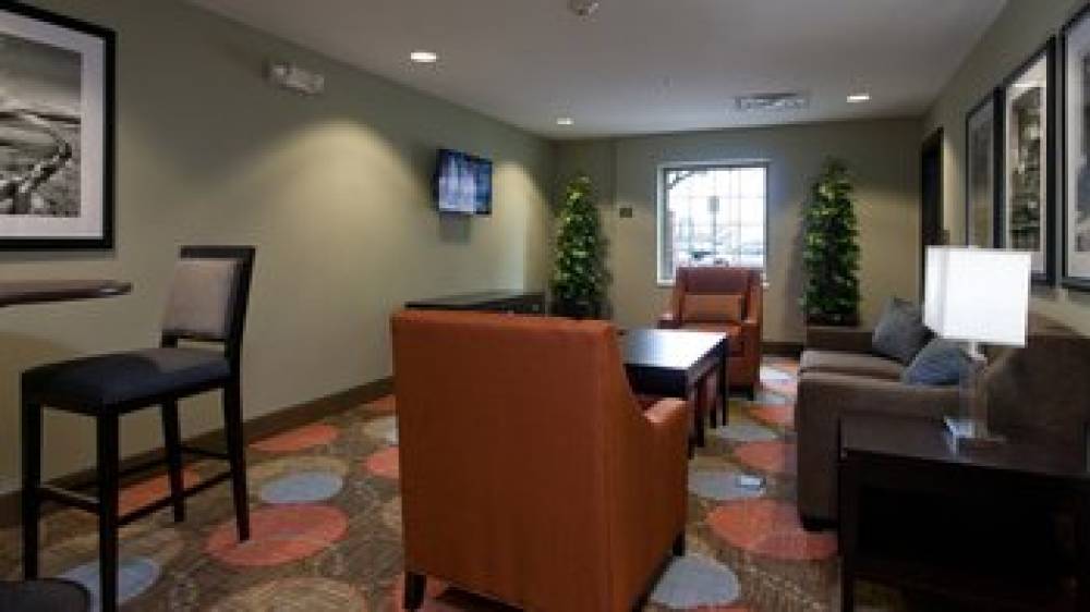 Staybridge Suites BUFFALO-AMHERST 10