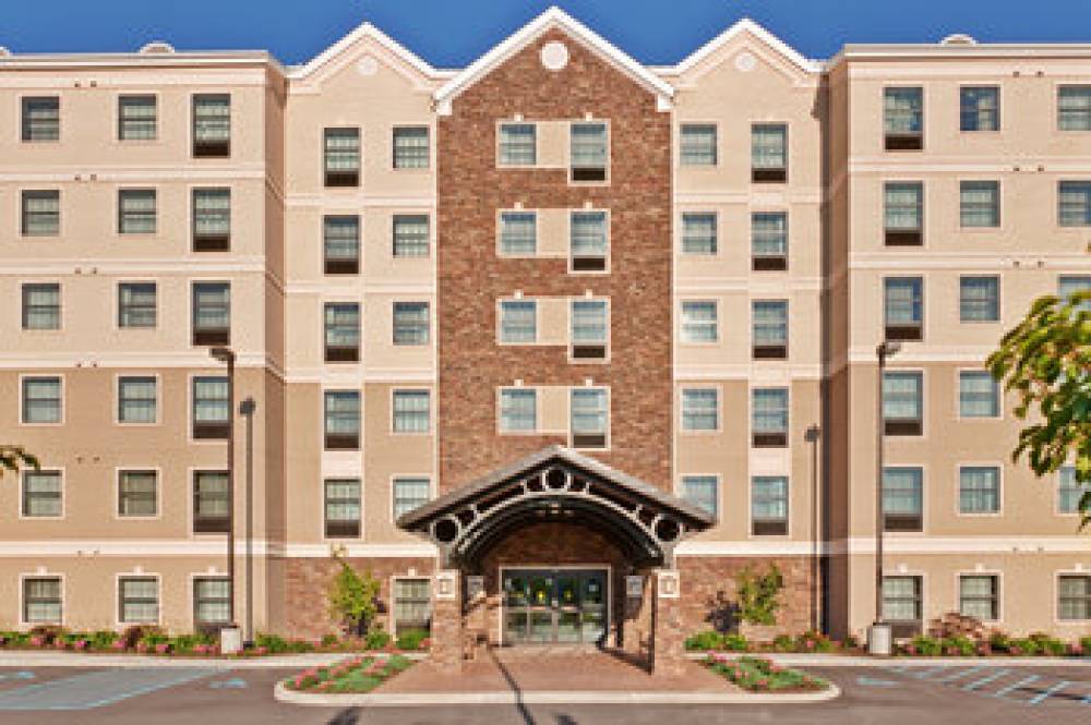 Staybridge Suites BUFFALO 8