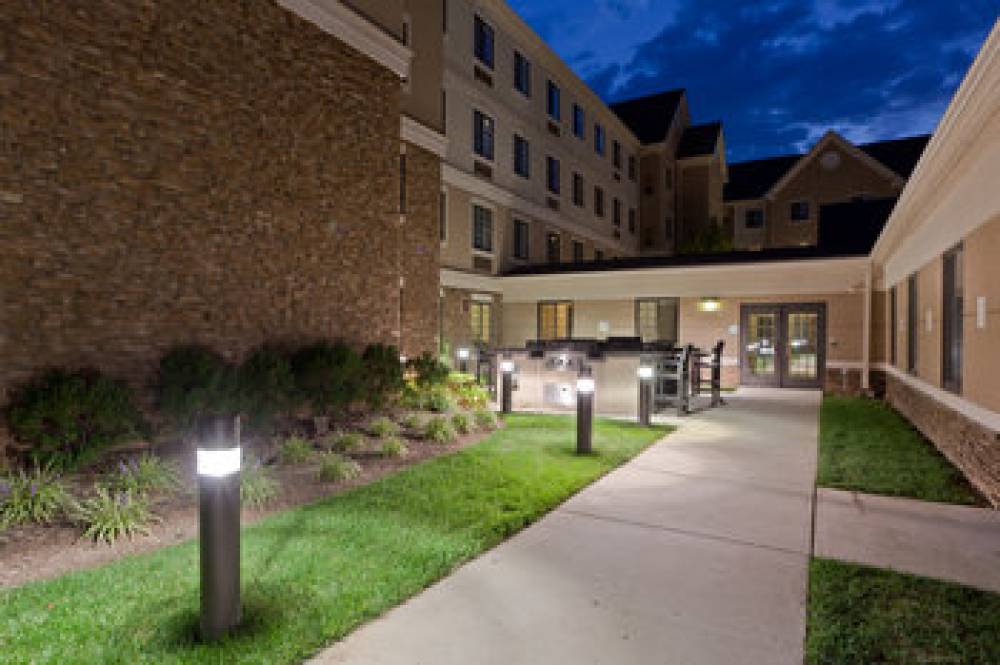 Staybridge Suites CHANTILLY DULLES AIRPORT 10