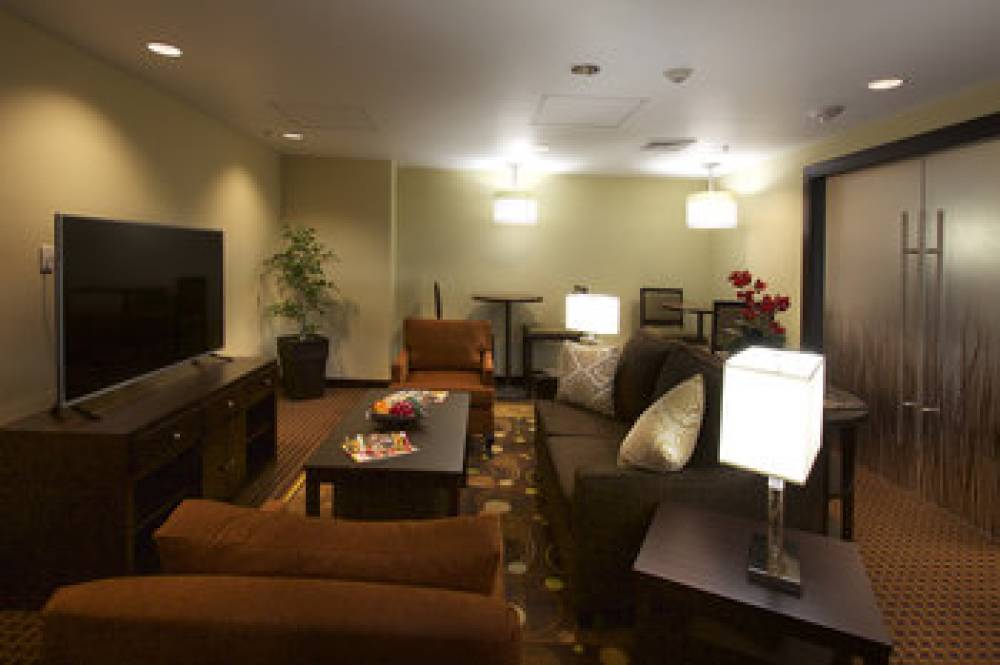 STAYBRIDGE SUITES CHIHUAHUA 6