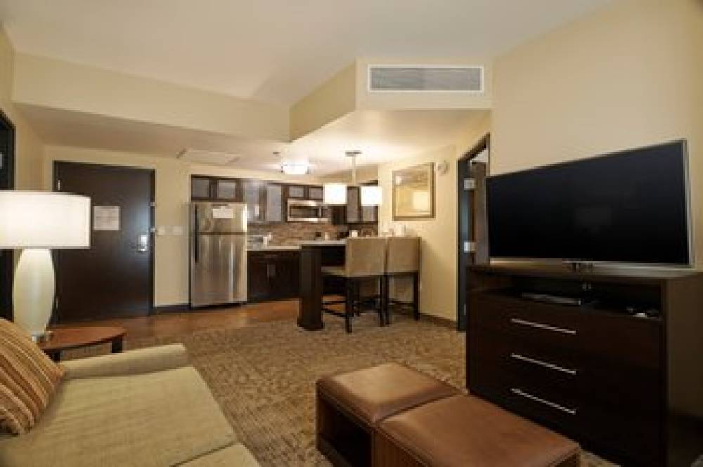 STAYBRIDGE SUITES CHIHUAHUA 9