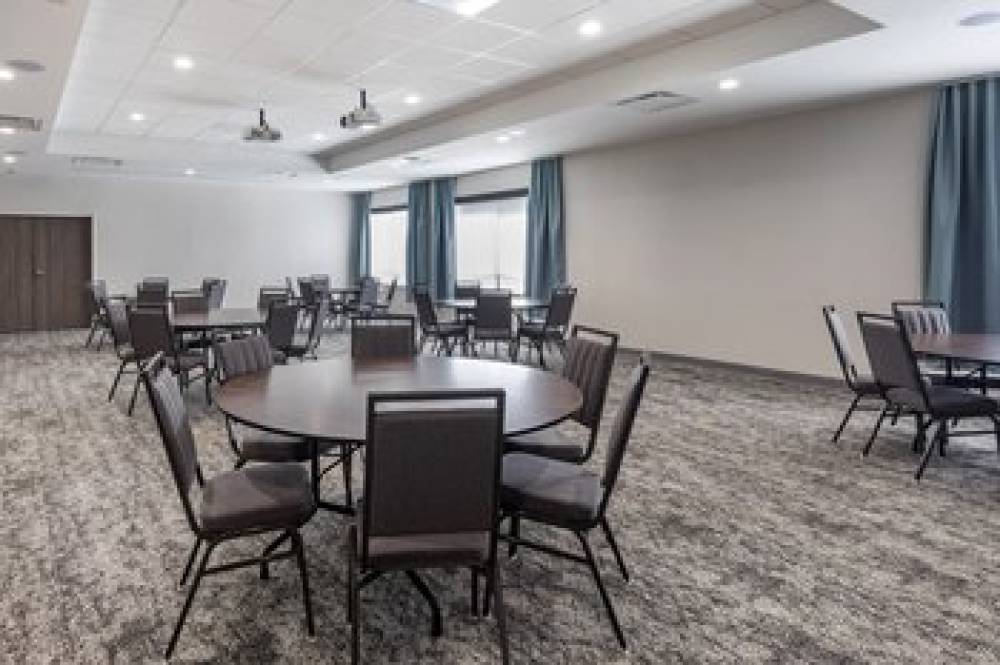 Staybridge Suites DALLAS - GRAND PRAIRIE 4