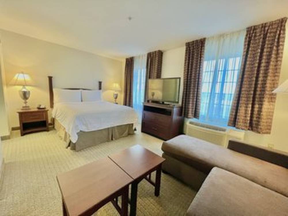 Staybridge Suites DETROIT - NOVI 4