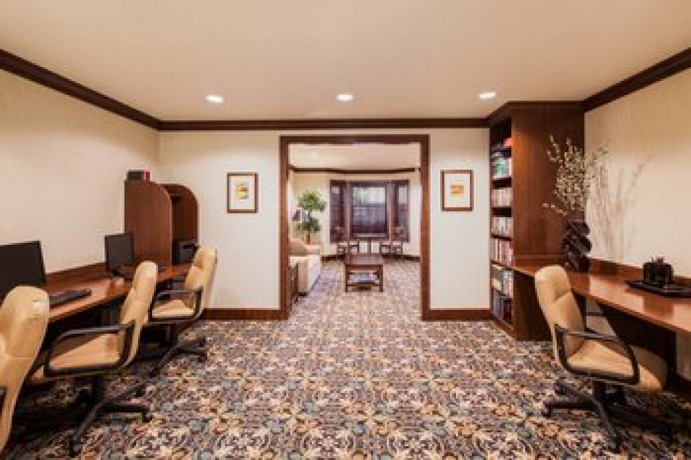 Staybridge Suites EL PASO AIRPORT AREA 10