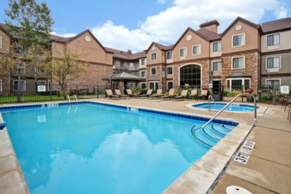 Staybridge Suites GRAND RAPIDS - AIRPORT 8