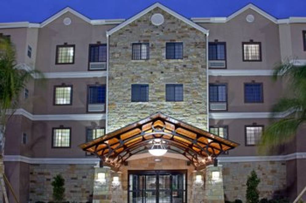 Staybridge Suites HOUSTON STAFFORD - SUGAR LAND 5