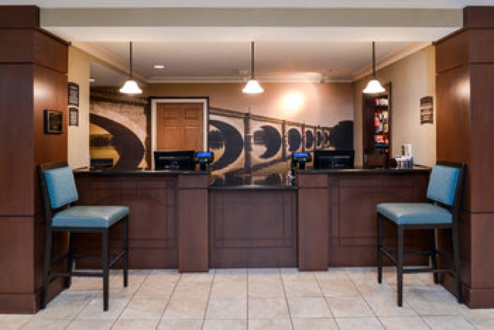 Staybridge Suites INDIANAPOLIS DOWNTOWN-CONV CTR 7