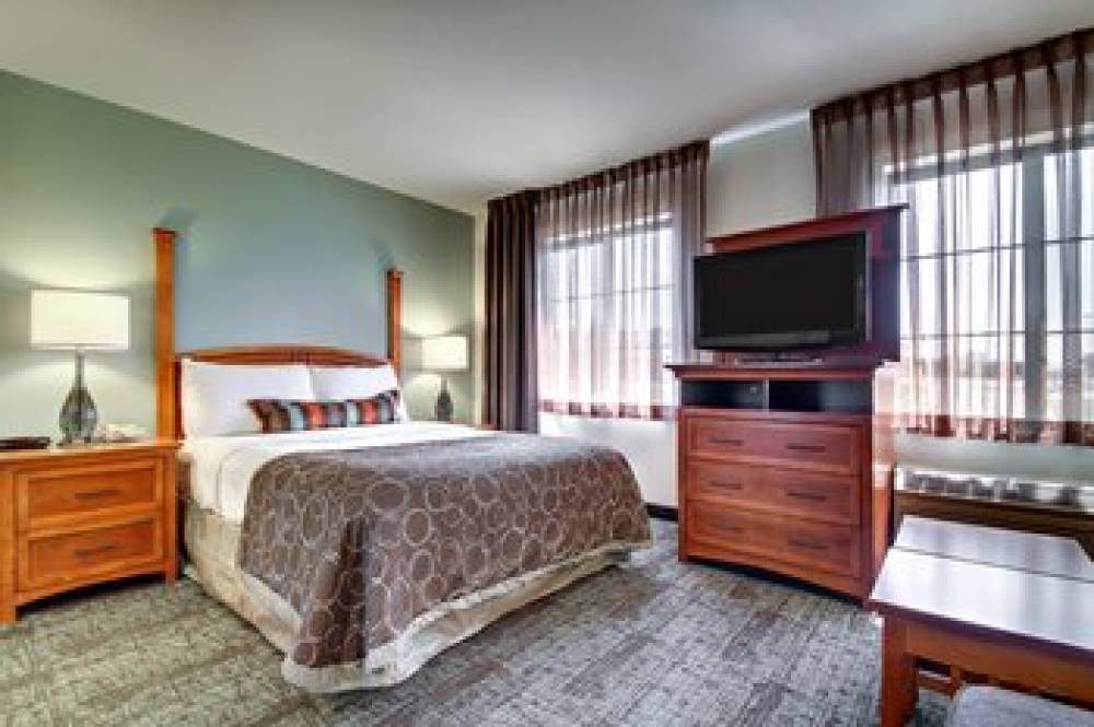 Staybridge Suites MADISON-EAST 3