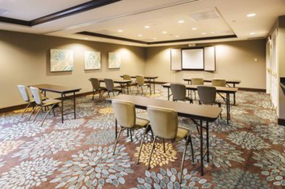 STAYBRIDGE SUITES MAUMEE 3