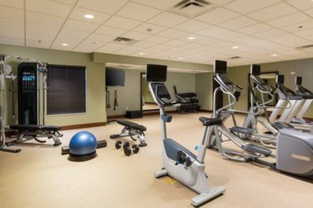 STAYBRIDGE SUITES MAUMEE 9