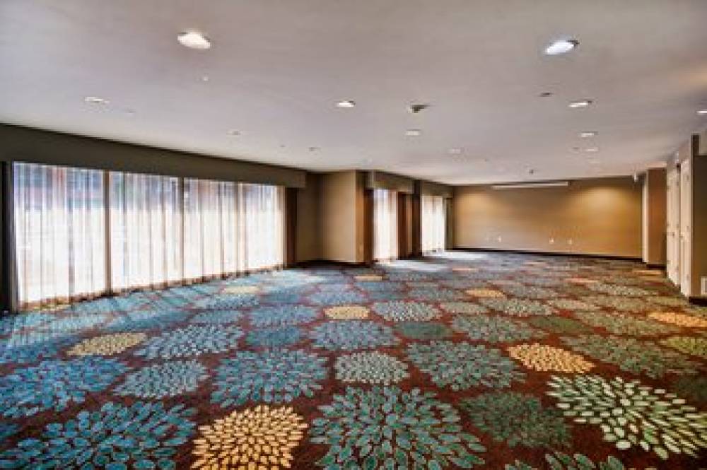 Staybridge Suites MIDDLETON/MADISON-WEST 8