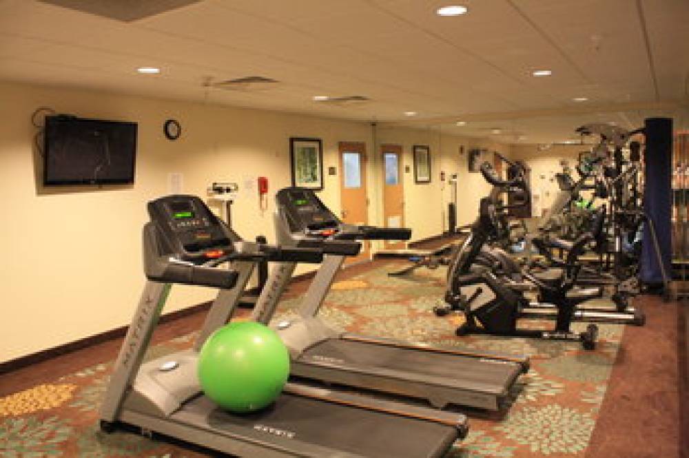 Staybridge Suites MINOT 6