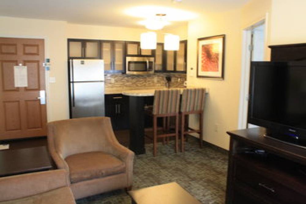 Staybridge Suites MINOT 2