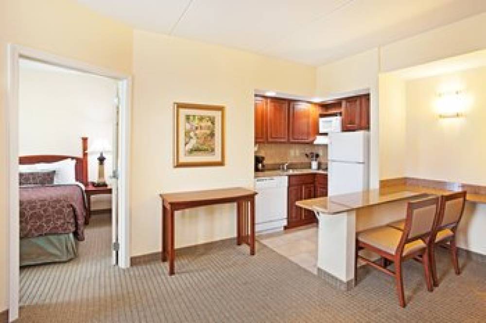 STAYBRIDGE SUITES OAK RIDGE 5