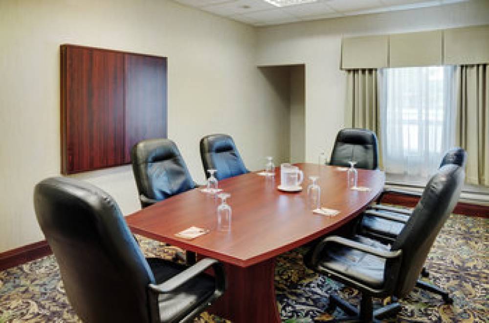 Staybridge Suites OAKVILLE-BURLINGTON  4