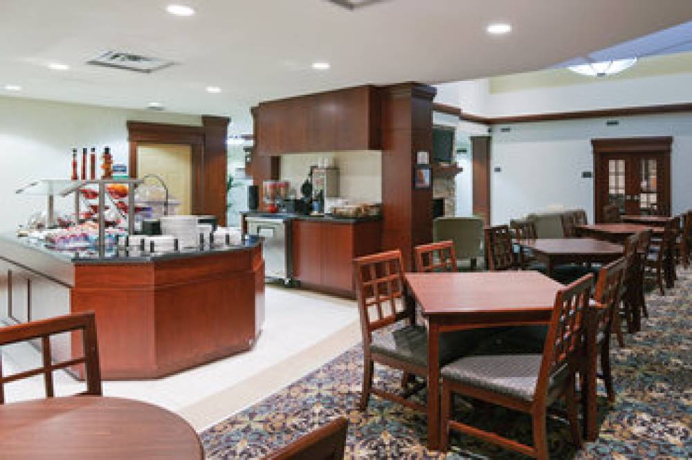 Staybridge Suites OAKVILLE-BURLINGTON  9