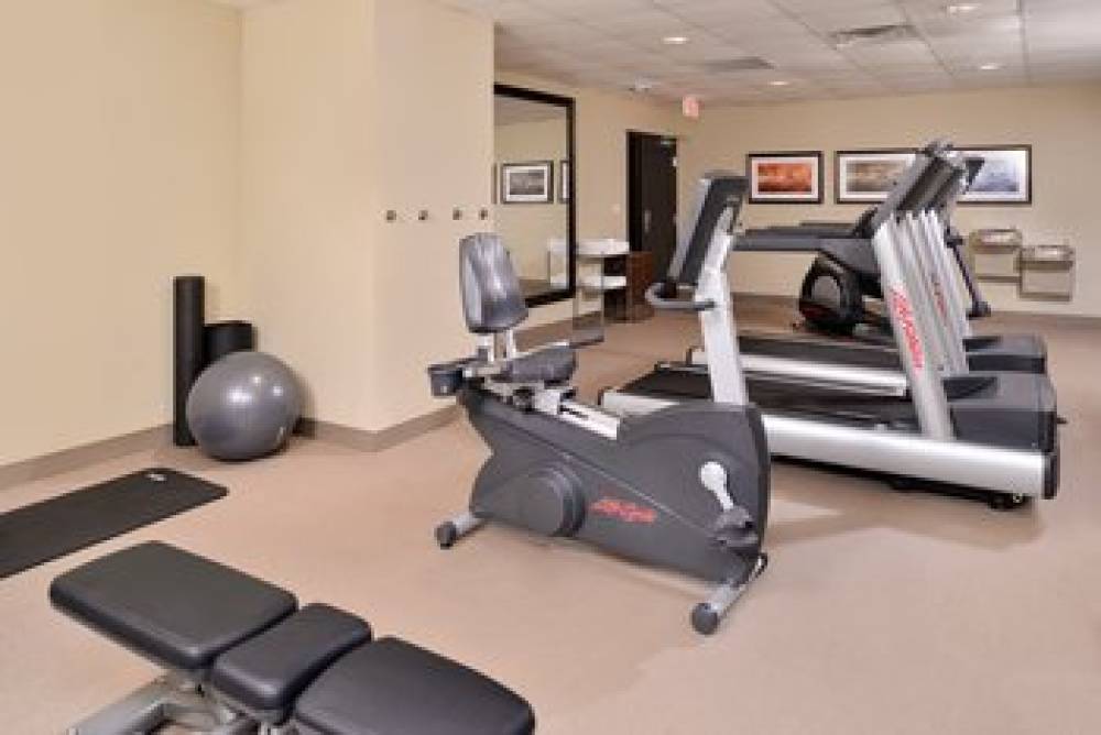 Staybridge Suites ROCHESTER - COMMERCE DR NW 10