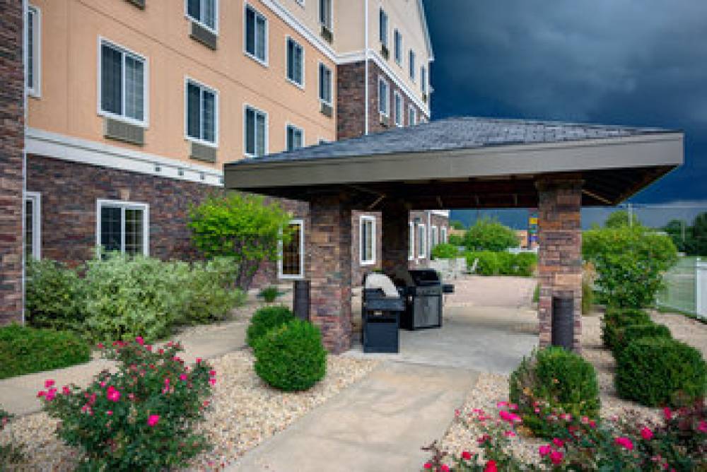 Staybridge Suites ROCKFORD 9