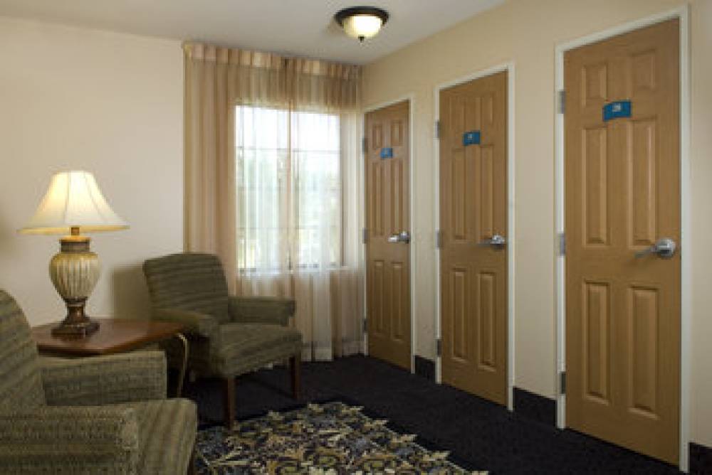 Staybridge Suites SAVANNAH AIRPORT - POOLER 4