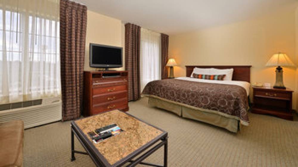 Staybridge Suites WEST DES MOINES 3