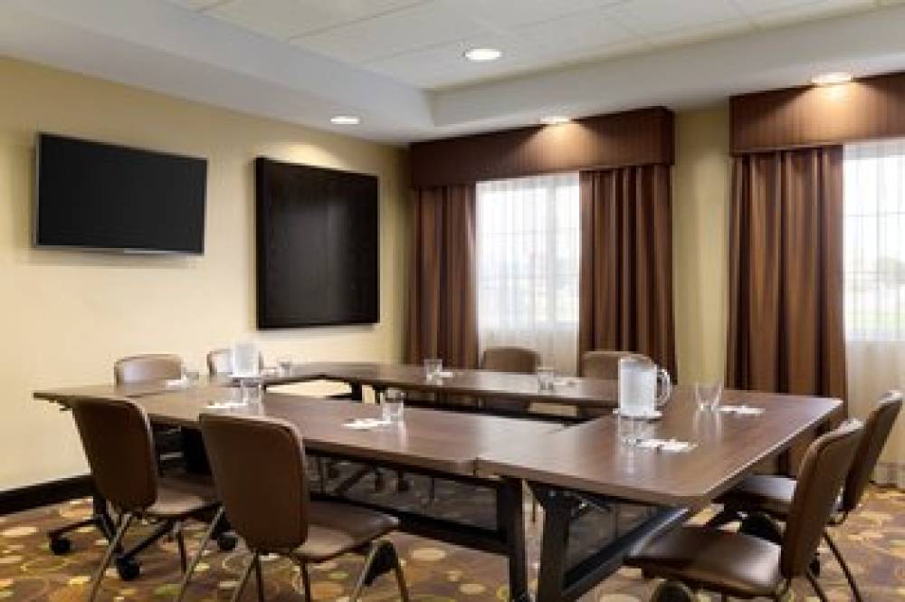 STAYBRIDGE SUITES WEST EDMONTON 8