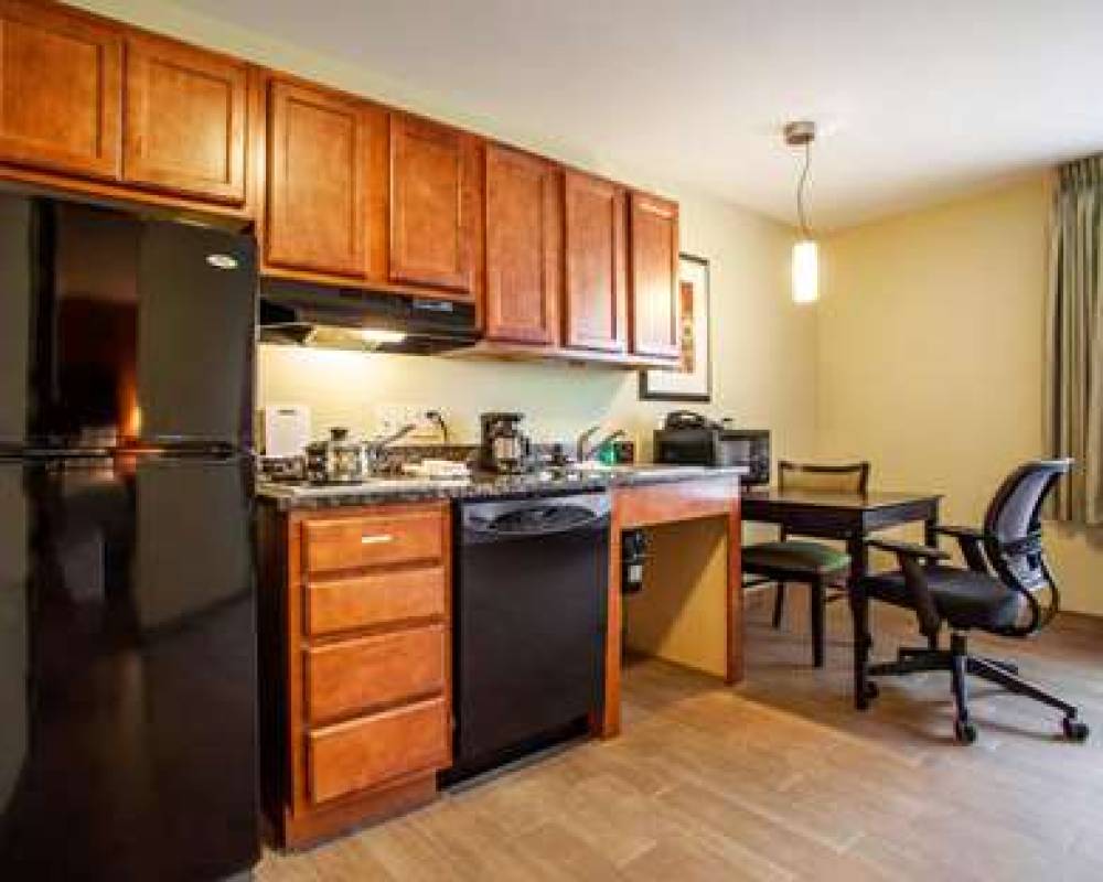 Suburban Extended Stay Hotel Cedar Falls 5