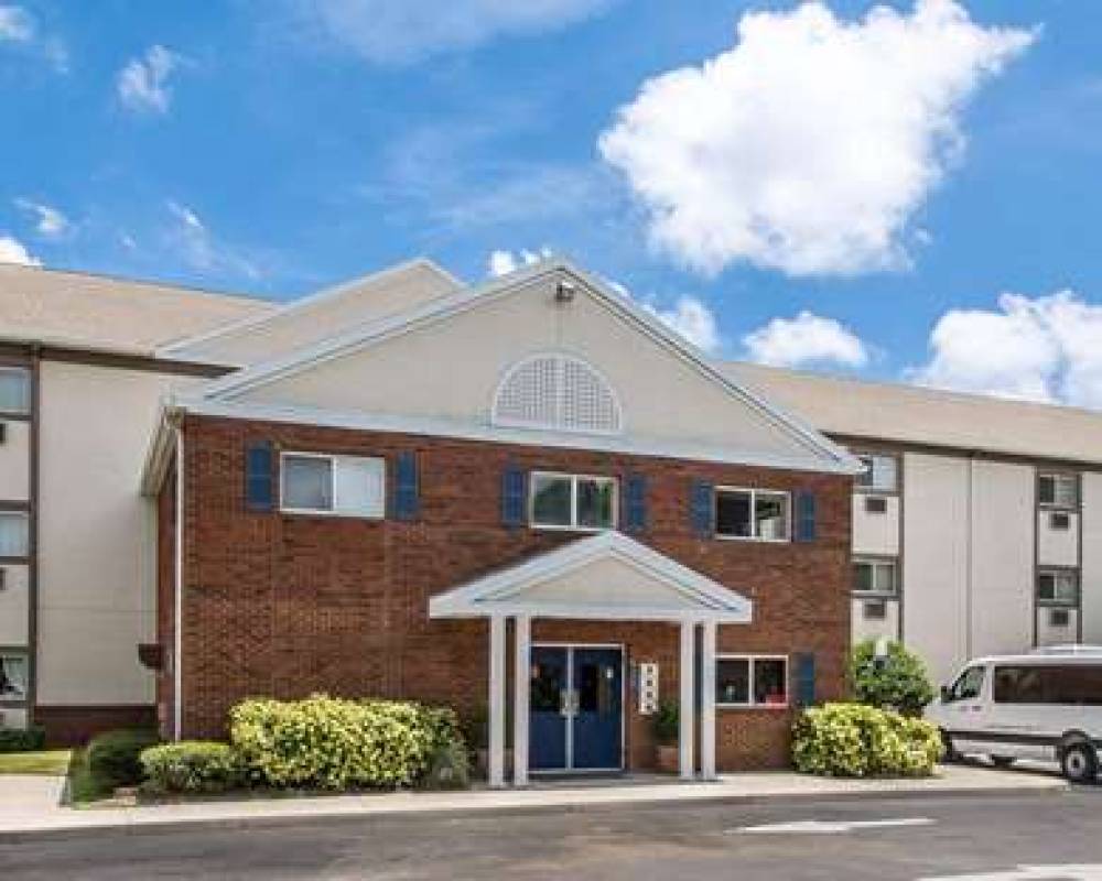 Suburban Extended Stay Hotel Melbourne Airport 1