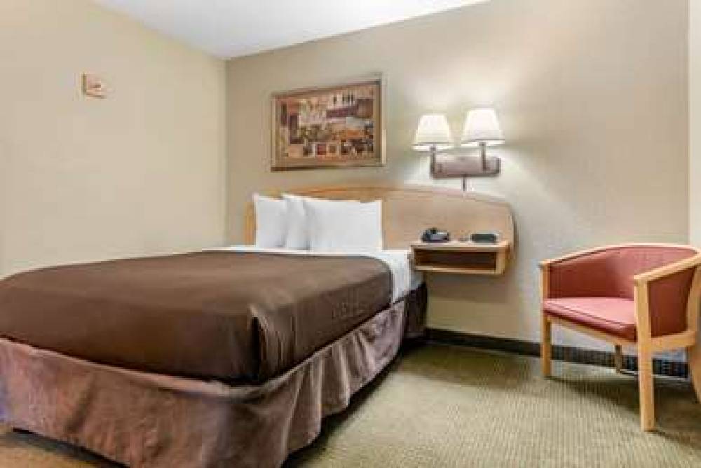 Suburban Extended Stay Hotel South Bend 6