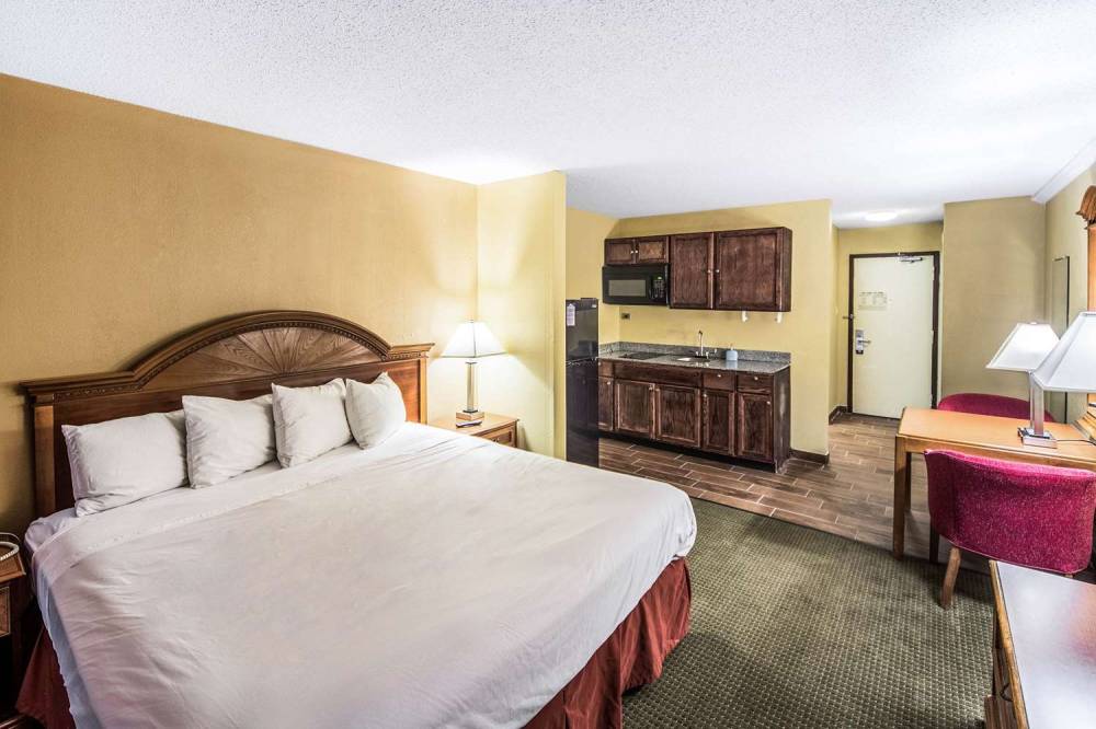 Suburban Extended Stay Hotel 3