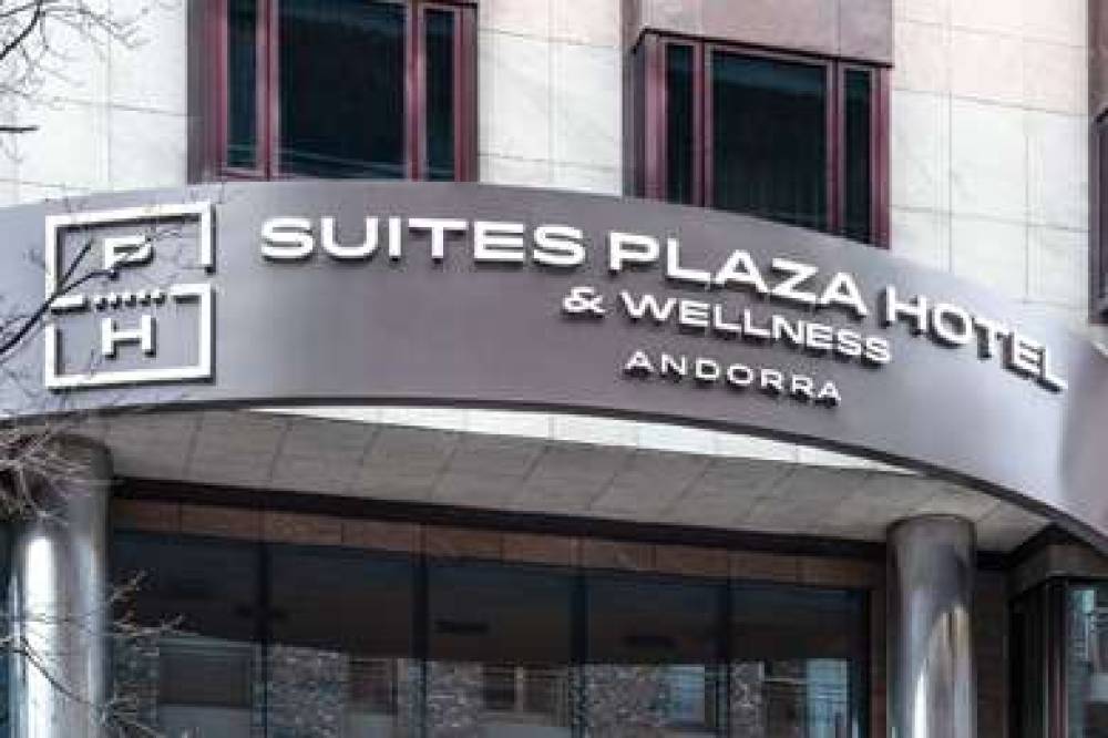 Suites Plaza Hotel And Wellnes