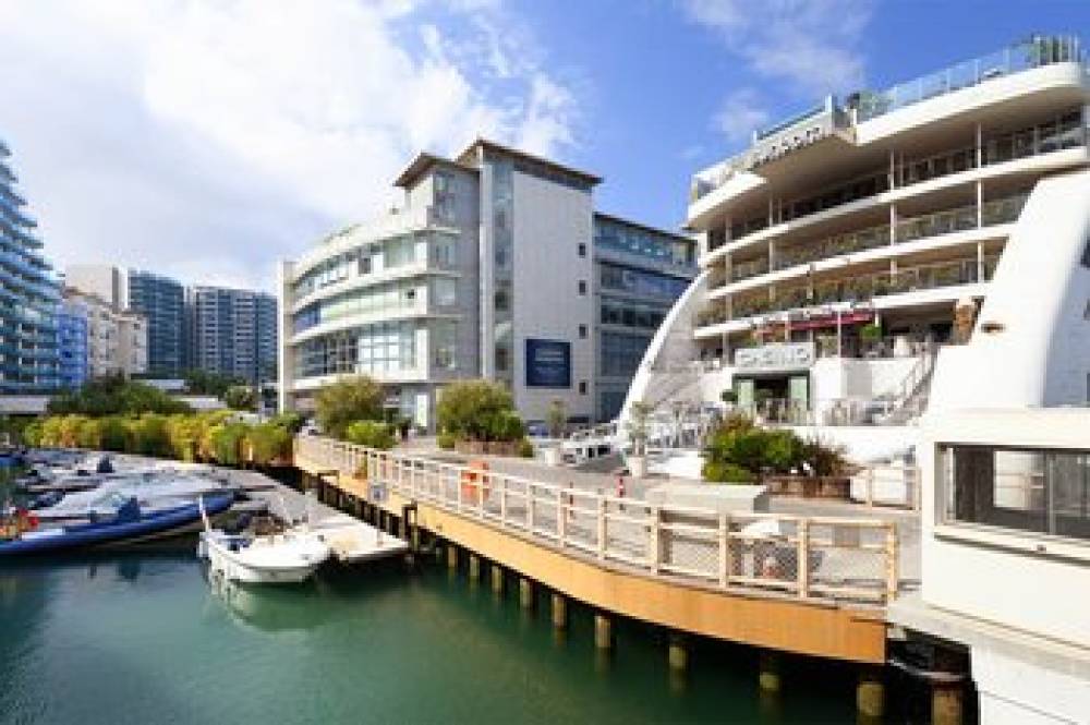 SUNBORN YACHT HOTEL GIBRALTAR 3